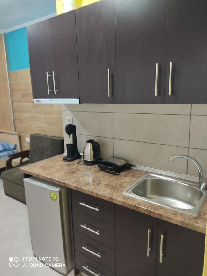 G M 2 Rooms Kentro In The Heart Of The City Larissa Exterior foto