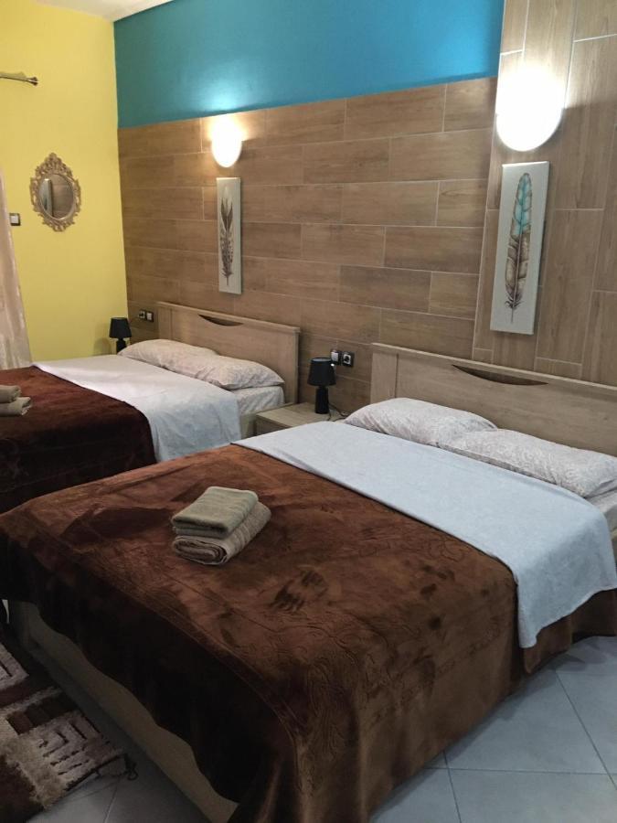 G M 2 Rooms Kentro In The Heart Of The City Larissa Exterior foto